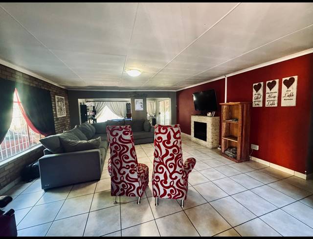 3 BEDROOM HOUSE FOR SALE IN DALPARK